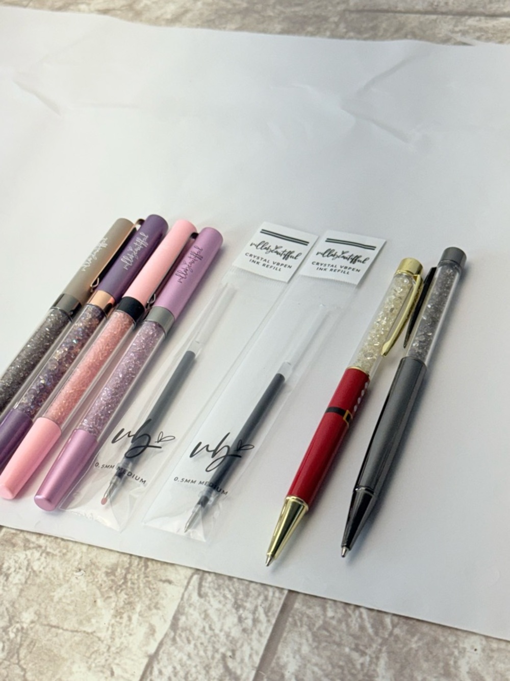 NEW VillaBeautiful (4) pen lot and (2)ink refills - Picture 4 of 7
